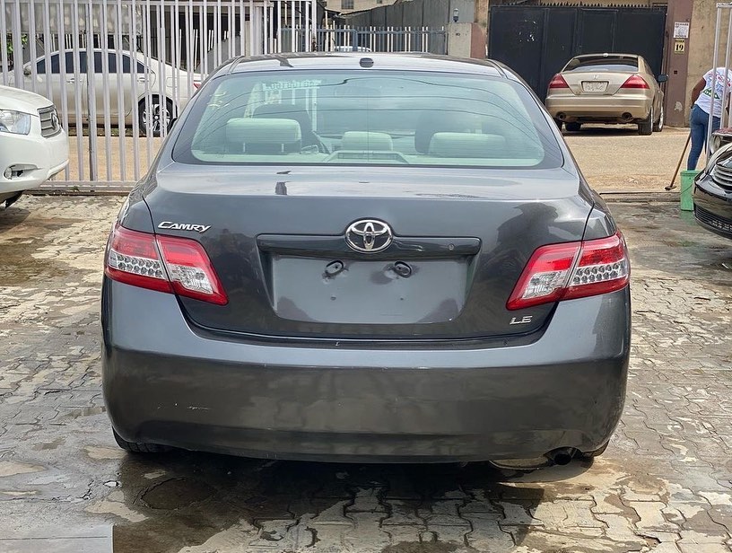 Toyota Camry 2011 Model with full options call 08080402647